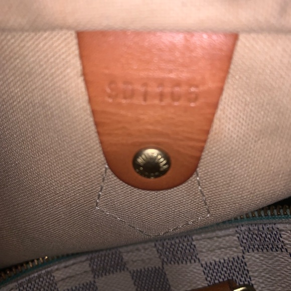 Louis Vuitton Damier Azur Speedy 35 - Picture 10 of 13